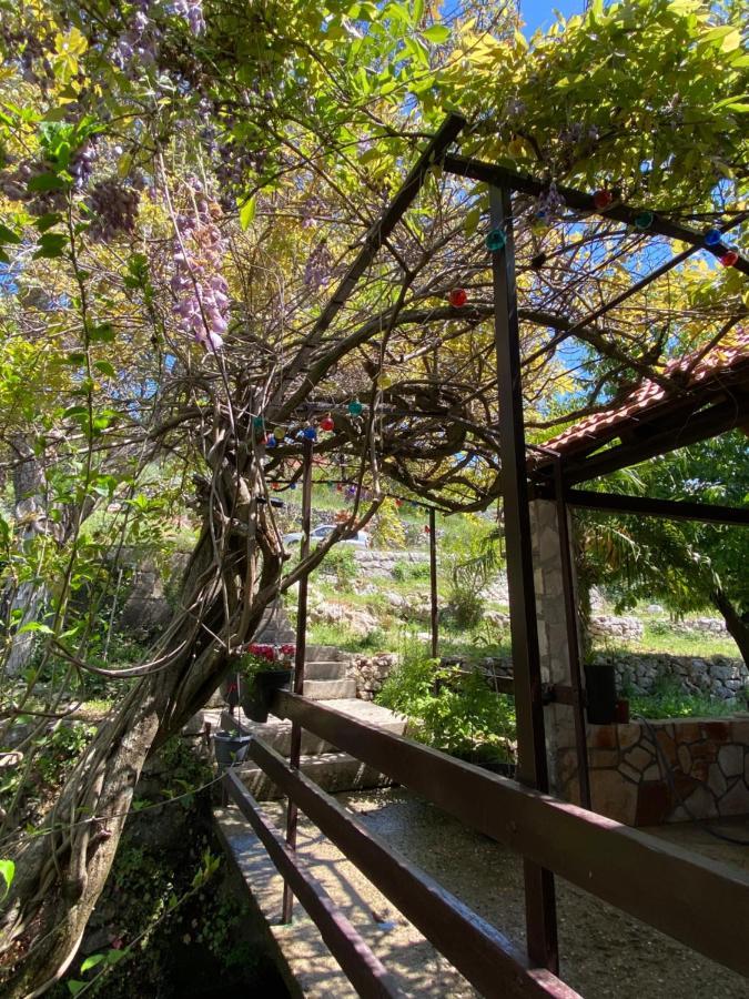 Casa Madre Kravice Waterfalls Ljubuški Exterior foto